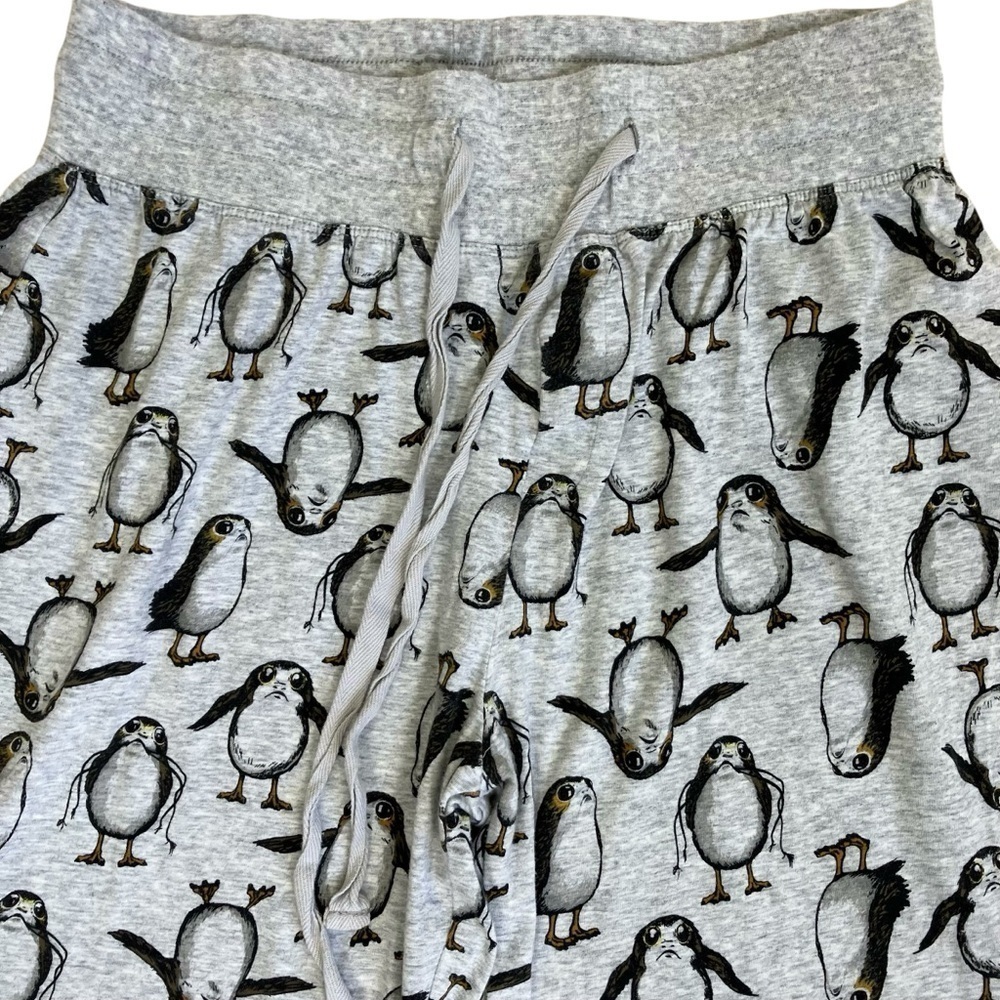 Disney Store Star Wars Womens Gray Porg Print Two Piece Pajama Set Long Sleeve M - Picture 11 of 16